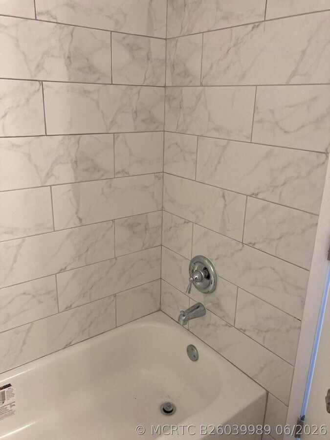 Photo - 2501 Riverside Dr Unit 303-a