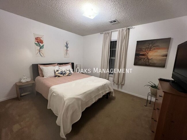 Photo - 1139 S Camellia Ln