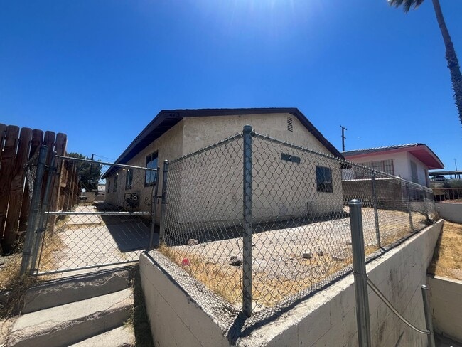 Photo - P027 Unit # 2