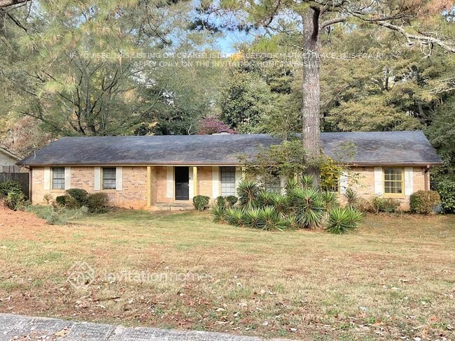 Building Photo - 4515 Lincoln Way SW