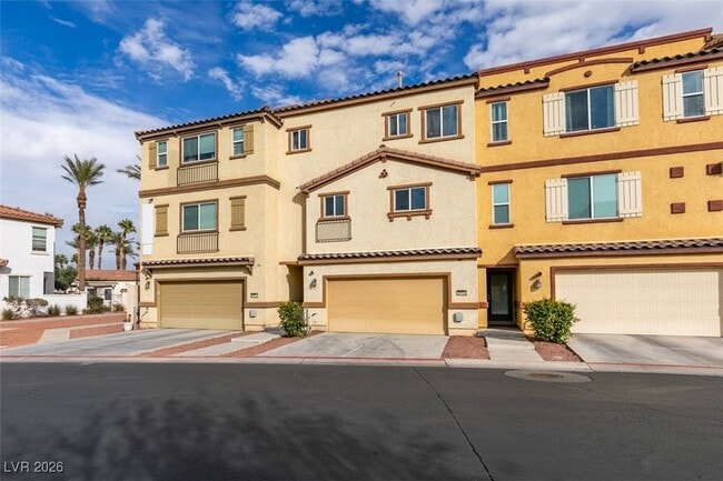 Photo - 1525 Spiced Wine Ave