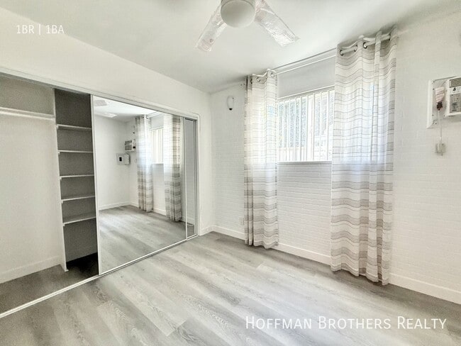Photo - 1317 N June St Unidad 117