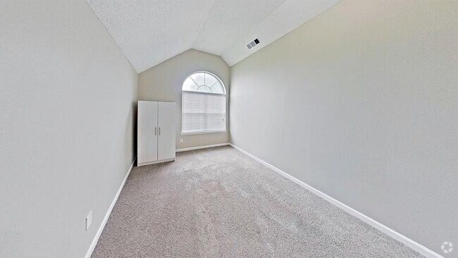 Building Photo - 5110 Great Oaks Dr Unit BEDROOM 2E - 778151 Rental