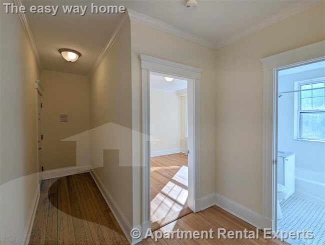 Photo - 18 Chauncy St Unidad #12A