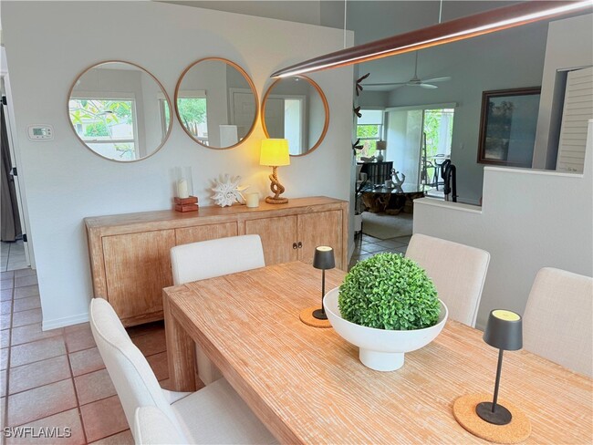 Building Photo - 337 Emerald Bay Cir Unit U1