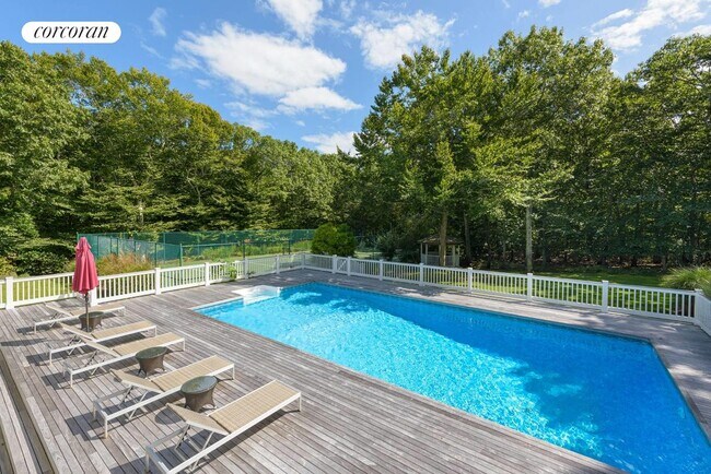 Photo - 2 Mountain Laurel Ln