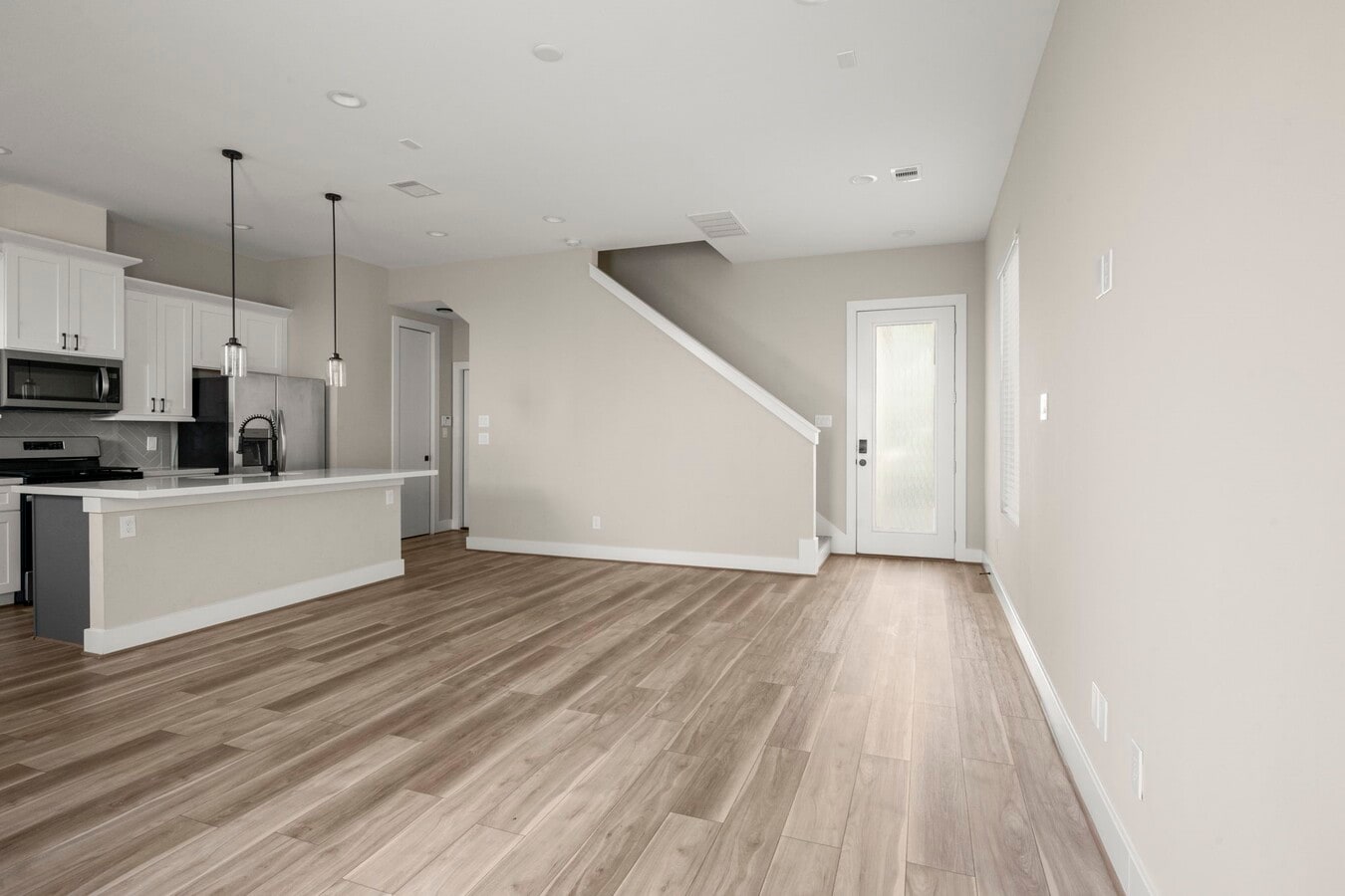 Photo - 8404 Curry Rd