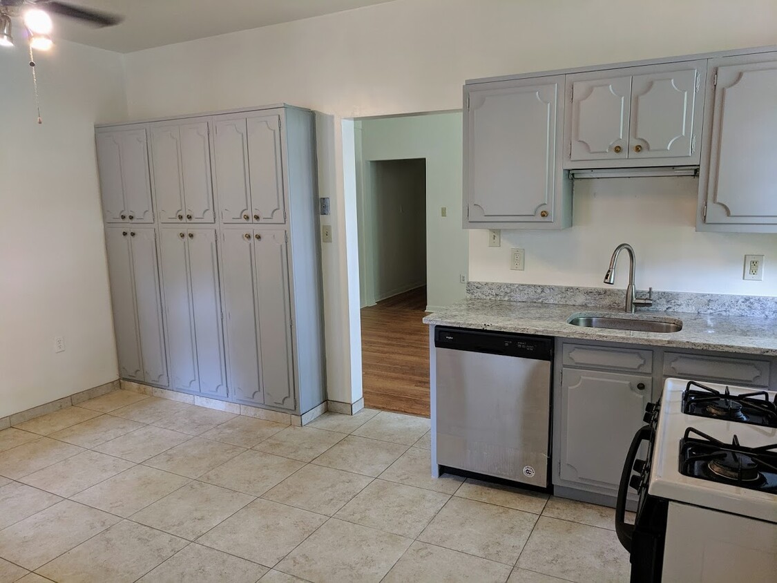 Photo - 5544 Fair Oaks St (Pittsburgh, PA)