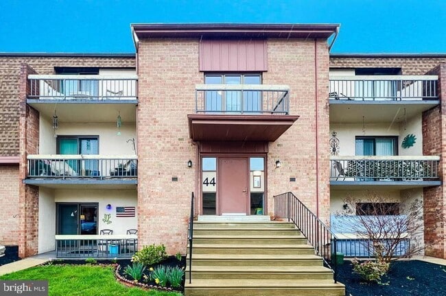 Photo - 44303 Delaire Landing Rd Unidad 303