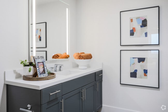 2HAB, 2BA - C1 - Gio