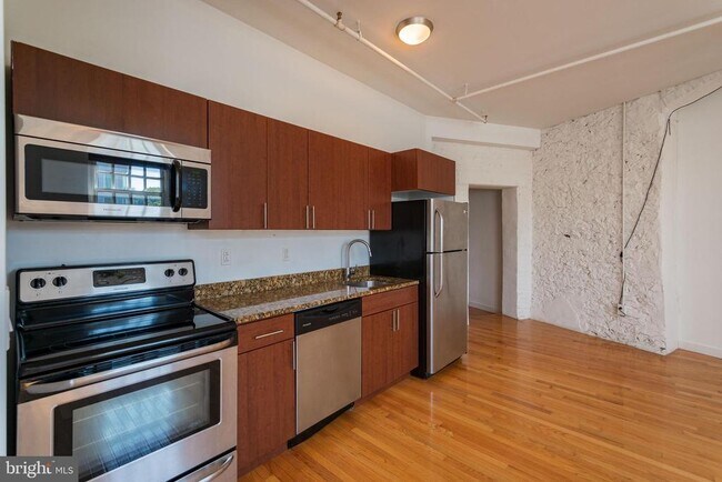 Photo - 4 Leverington Ave Unit 303