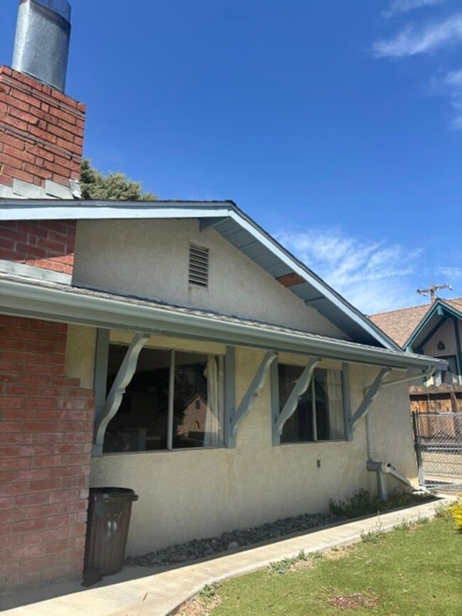 Photo - Move-In Ready Mountain Retreat with Garage Near Frazier Park & Los Padres Forest