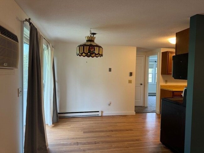 Photo - 2 bedroom condo 3.5 miles from Dartmouth