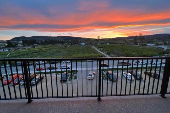 Lakeview Pointe Kelowna Apartments