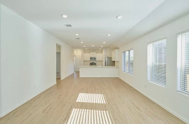 Photo - 6313 Barrington Cliff Trl