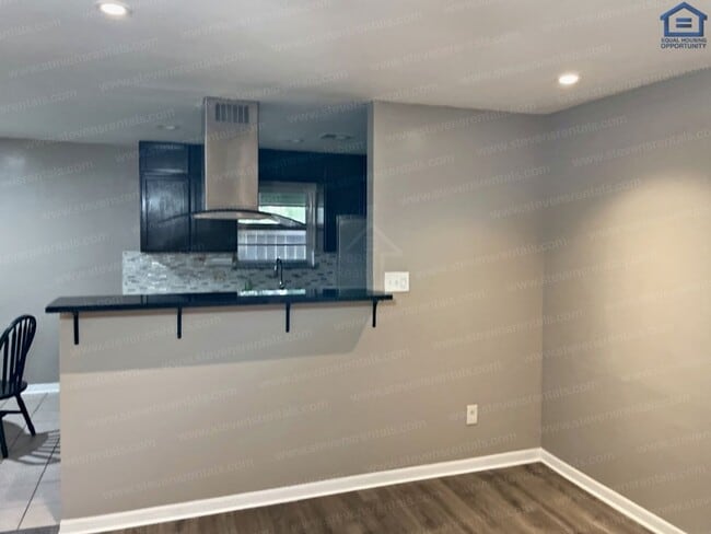 Photo - 4708 SE Sunnymeade