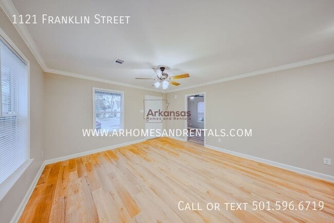 Photo - 1121 Franklin St