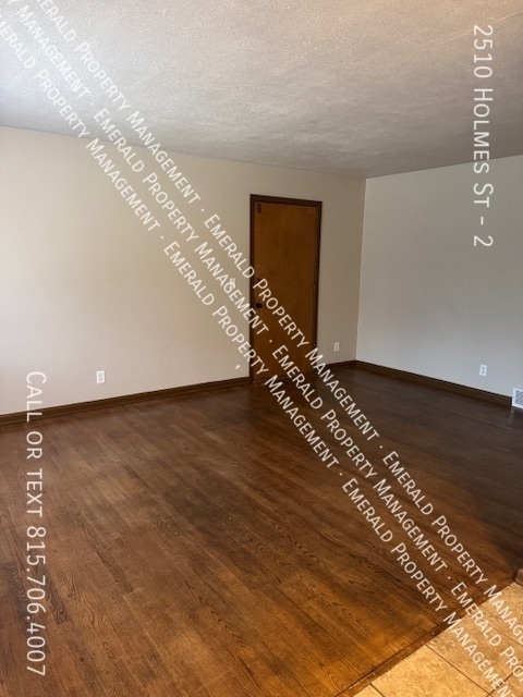 Photo - 2510 Holmes St Unit 2