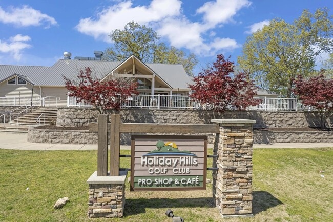 Photo - 400 E Rockford Dr Unit #104