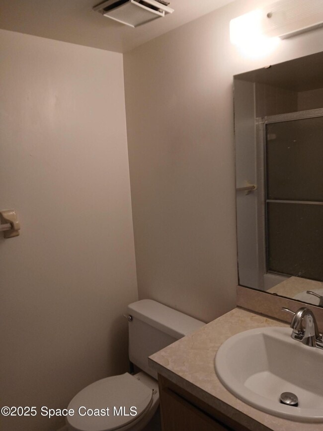 Photo - 1649 Sunny Brook Ln Unit B103