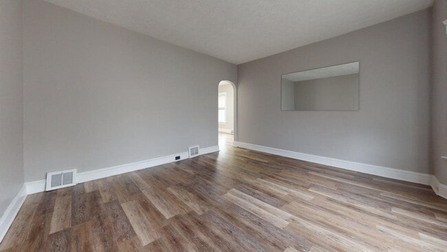 Photo - 3505 Meyer Ave Unidad 3505 Meyer Ave Down