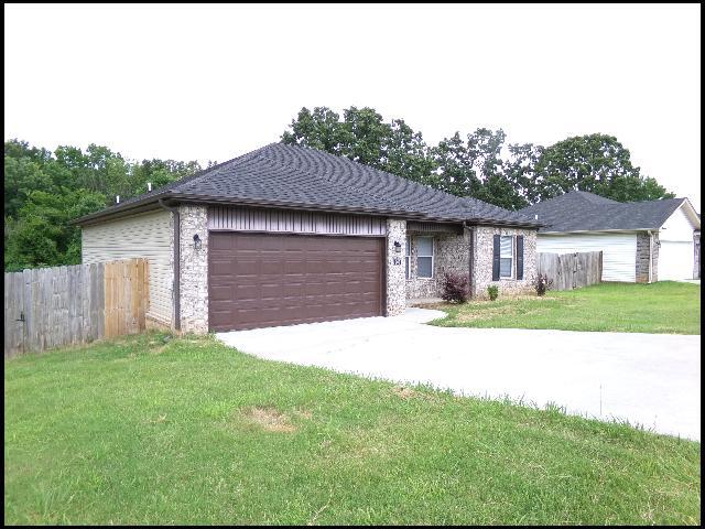 Photo - 209 Sparrow Rd