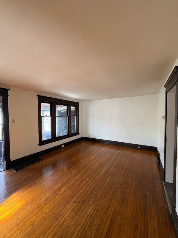 Photo - 189 Westminster Ave