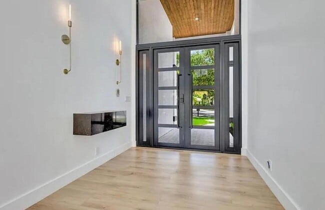 Photo - 2299 NW 55th St