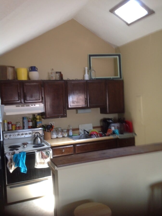 Photo - Spacious Downtown 2 Bedroom Attic Apartment Unit Apt. E
