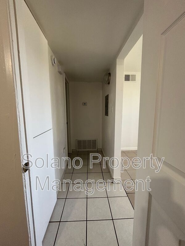 Photo - 108 Grant Ave Unit #1