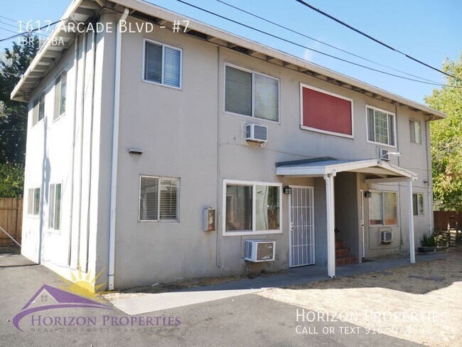 Building Photo - Cozy 1 Bed 1 Bath 700sqft Fourplex in Nort... Unit #7 Rental