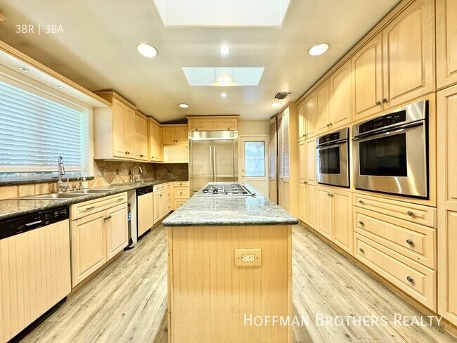 Photo - 9702 Horner St