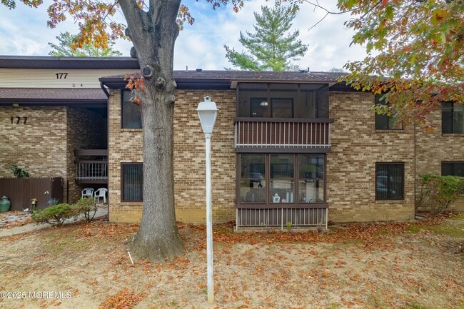 Photo - 177 Amberly Dr