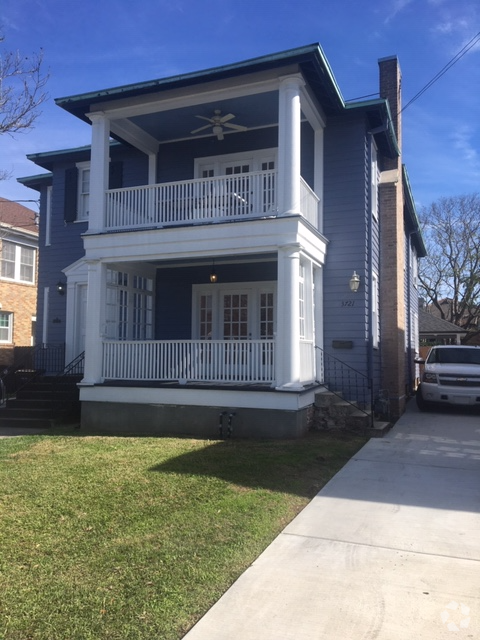 Building Photo - 3721 Nashville Ave Unit lower Rental