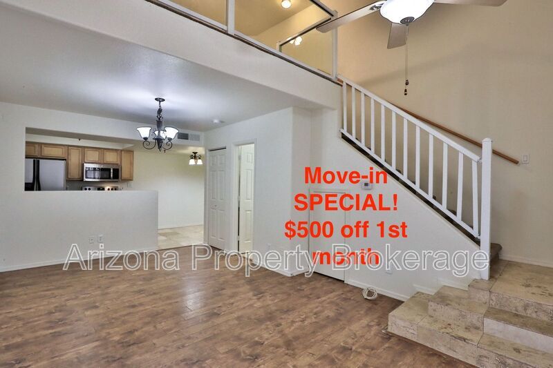Photo - 2121 W. Royal Palm Rd.