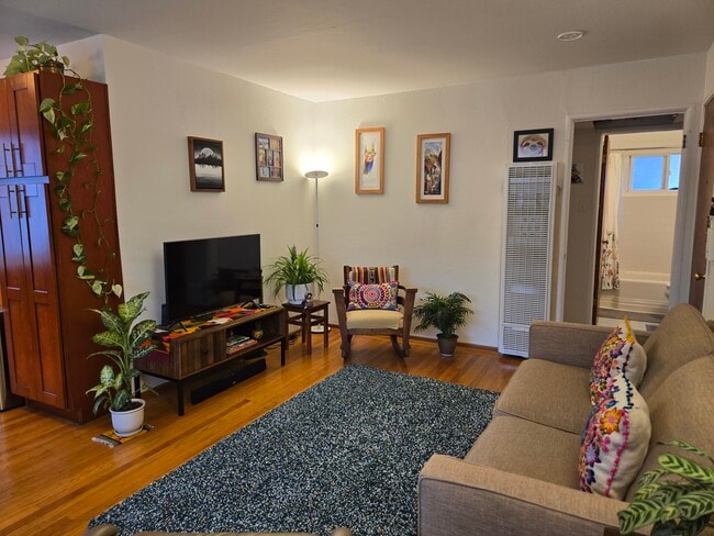 Photo - 1381 Shattuck Ave. Unit 6