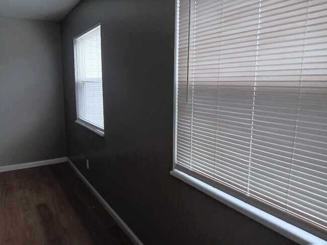 Photo - 101 Sandstone Ct Unit 101