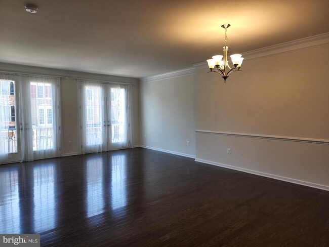 Photo - 25020 Cambridge Hl Ter