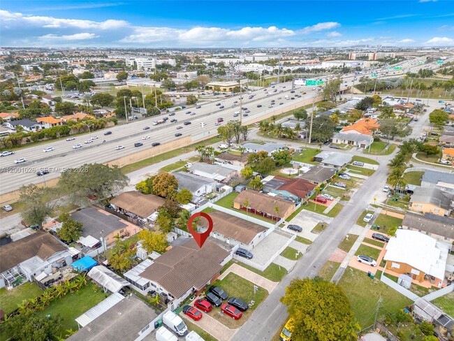 Photo - 310 SW 76th Ct Unidad 1