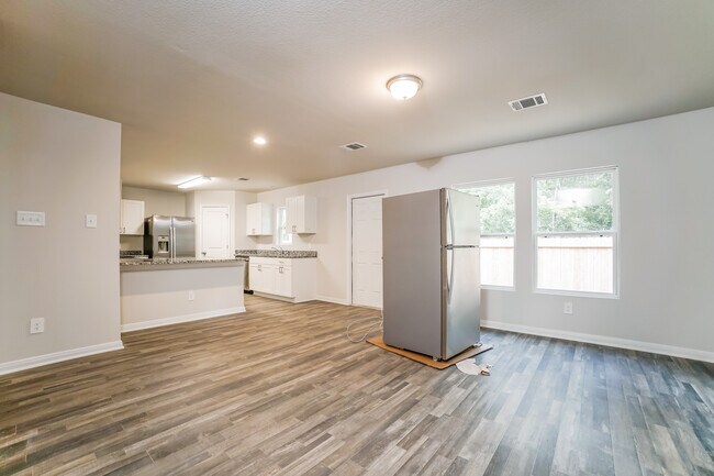 Photo - 15815 Del Norte Dr