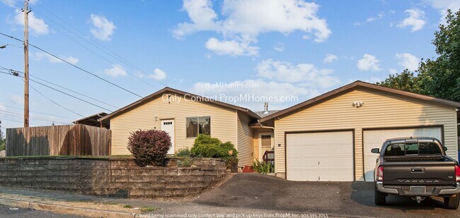 Photo - 22-24 SE 133rd Avenue Unit 24 SE 133rd Avenue