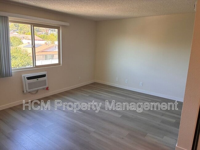 Photo - 10231 Pinewood Ave