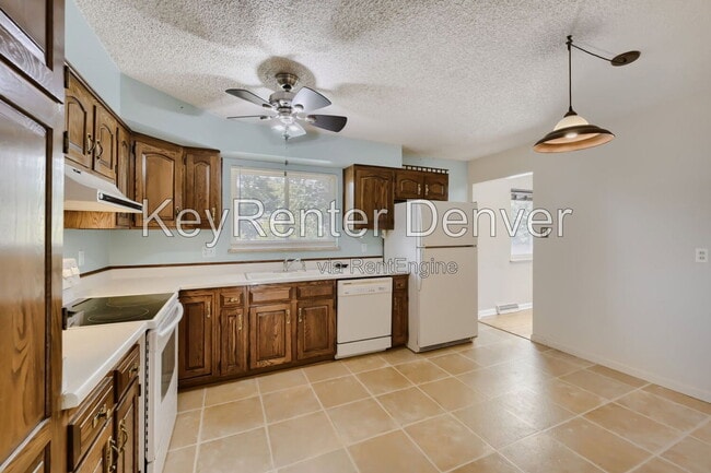 Photo - 6313 Pierson St