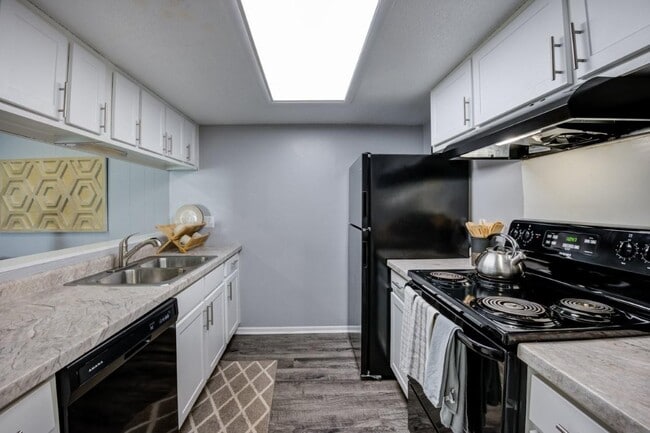 Photo - Astoria Park Apartment Homes