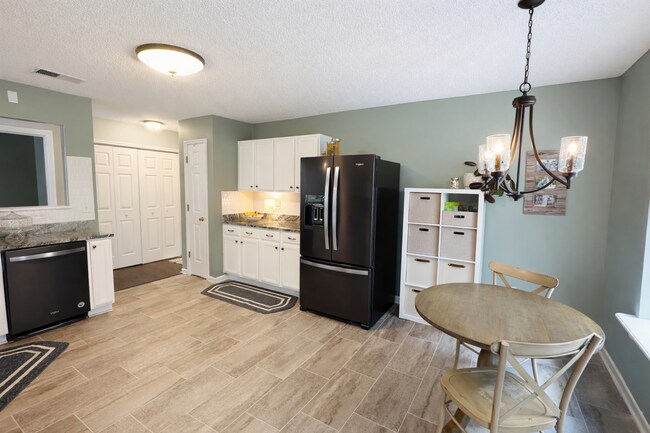 Photo - 3BD/2.5BA- WITH BONUS ROOM -AVAILABLE MAY 1, 2026