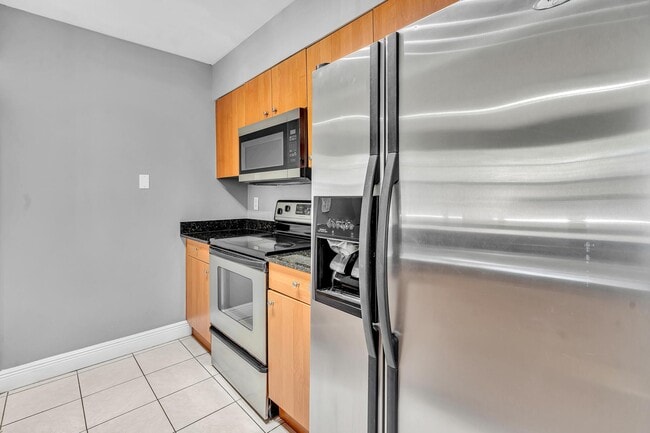 Photo - 2881 N Oakland Forest Dr