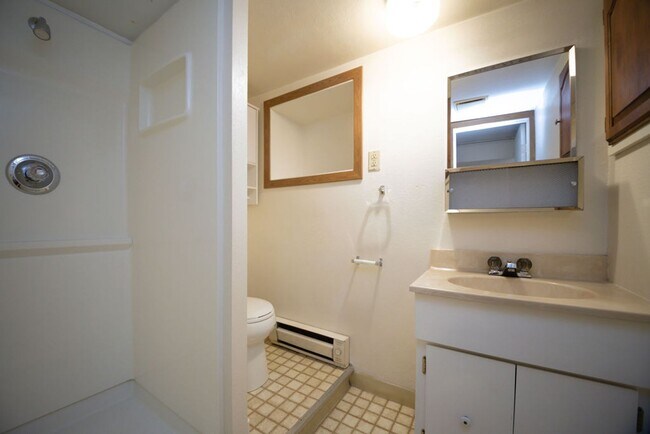 Photo - *LO* 512 1/2 S Loomis Unit 512 1/2 S Loomis Ave