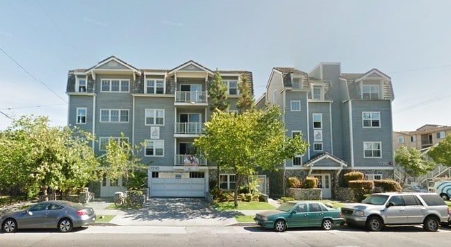Palisades I & II - Palisades I & II Apartments