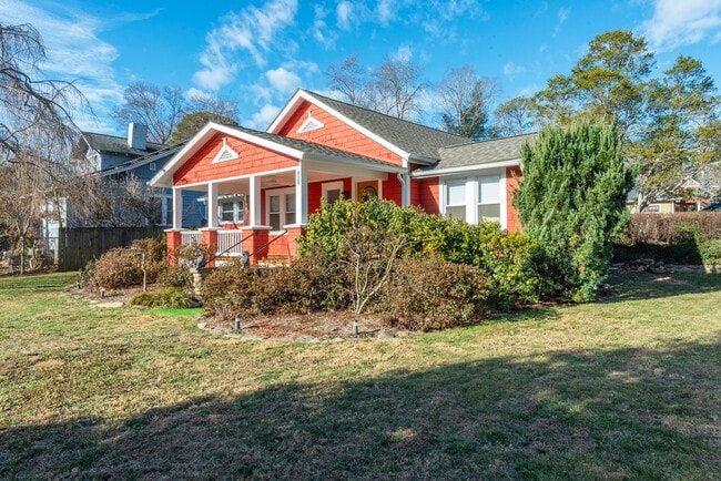 Photo - Charming Black Mountain Rental!