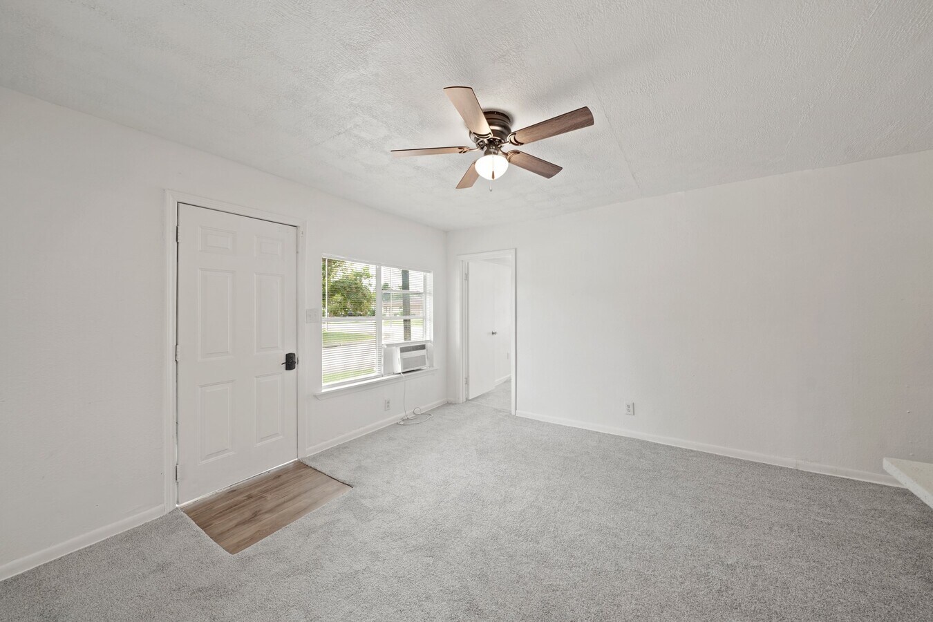 Photo - 602 S 3rd St